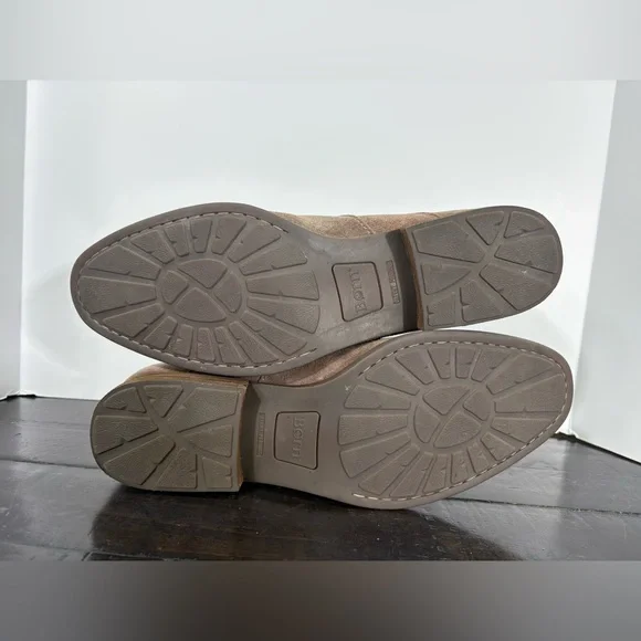 LIKE NEW Born Women’s Suede Bresson Chelsea Boots Size 11 M - Picture 8 of 8